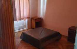  Apartament cu 5 camere, 100 mp, zona Soarelui