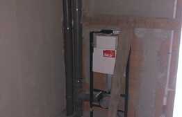 Spatiu comercial, 300mp, vitrima pe 2 parti 