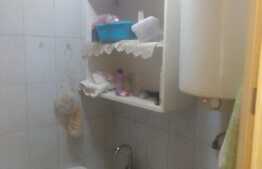 Garsoniera de vanzare in zona Dambovita