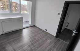 Apartament de 3 camere, 55 mp, zona Lipovei