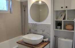 Apartament de 3 camere, 55 mp, zona Lipovei