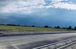 Teren cu suprafață de 9542 mp, zona Plopi Sud