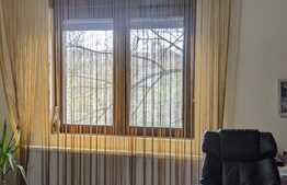 Casa de vanzare, 457 mp utili, ideala pentru investitie, Lipovei