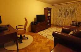Apartament 3 camere, 62 mp, zona Lipovei 