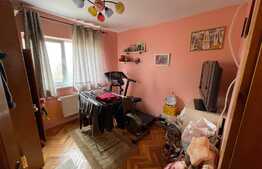 Apartament 3 camere, 2 bai, 72 mp,  zona Buziasului 