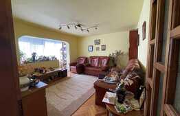 Apartament 3 camere, 2 bai, 72 mp,  zona Buziasului 