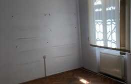 Spatii comerciale in cladire istorica, zona Posta Mare 