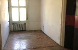 Spatii comerciale in cladire istorica, zona Posta Mare 