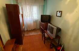 Apartament de 3 camere, decomandat, 56 mp, zona Lipovei