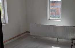 Casa individuala, 130 mp, teren 750 mp, zona linistita Ghiroda