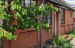 Casa renovabila/demolabila, teren 2000 mp, Giroc