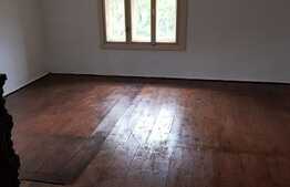 Casa de 100 mp, teren 5700 mp, Nadrag!