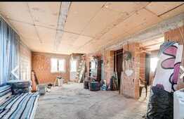 Casa de vanzare zona Carani 