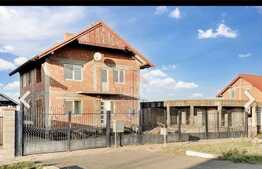 Casa de vanzare zona Carani 