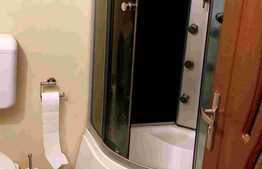 Apartament 4 camere, decomandat,78 mp utili, etajul 2, Ultracentral