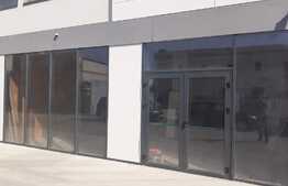 Spațiu comercial în bloc nou cu suprafață de 149 mp