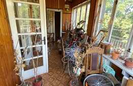 Apartament de 4 camere, decomandat, 212 mp si teren, zona Neptun