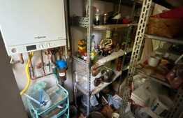 Apartament de 4 camere, decomandat, 212 mp si teren, zona Neptun