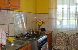 Apartament 3 camere, 56 mp, centrala, zona Lipovei