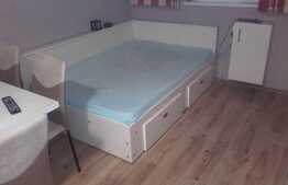 Garsoniera, 21 mp, etaj intermediar, pe malul Begai