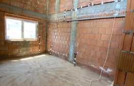 Oferta! Penthouse de 6 camere, 135 mp, parcare, zona Dumbravita