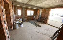 Oferta! Penthouse de 6 camere, 135 mp, parcare, zona Dumbravita