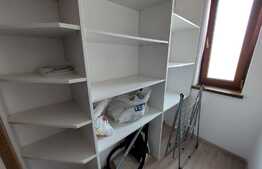 Apartament de 3 camere și parcare, 70 mp, decomandat, in Dumbravita