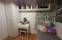 Apartament 4 camere, 70 mp, semidecomandat, zona Lipovei