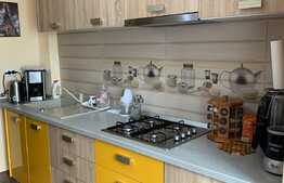 Apartament de 2 camere, 60 mp, decomandat, zona Lipovei