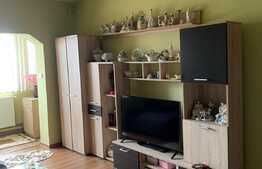 Apartament de 2 camere, 60 mp, decomandat, zona Lipovei