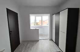 Apartament de 2 camere, 45 mp, semidecomandat, zona Soarelui