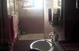 Apartament spatios, 3 camere, 64 mp, zona Soarelui