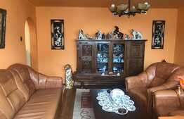 Apartament spatios, 3 camere, 64 mp, zona Soarelui