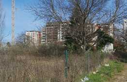 Teren cu suprafață de 3328 mp, în zona Aradului