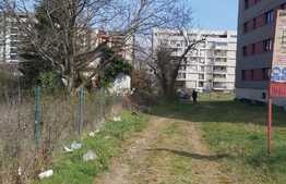 Teren cu suprafață de 3328 mp, în zona Aradului