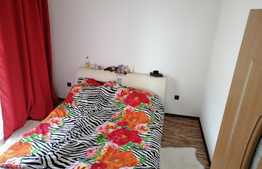 Vila p+1 cu spatiu comercial si 700 mp teren Mosnita Veche