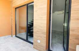 Super pret! Penthouse pe 2 niveluri, living + bucatarie, 2 dormitoare, 2 bai, terasa si spatiu de depozitare