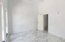 Super pret! Penthouse pe 2 niveluri, living + bucatarie, 2 dormitoare, 2 bai, terasa si spatiu de depozitare