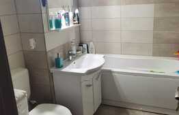 Apartament 3 camere, 80 mp, etaj intermediar, zona Lunei