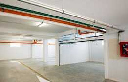 Penthouse pe un nivel, living + bucatarie, 2 dormitoare si 2 terase 