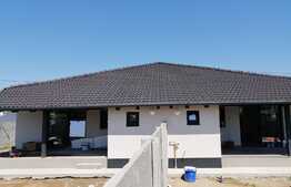 Duplex 82 mp suprafata utila +173 mp teren in Sag Manastire