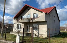 Casa P+E 8 camere, 306mp +1050 mp teren in  Remetea