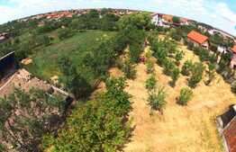 Casa la rosu, 4 camere,  150 mp utili in Remetea Mare