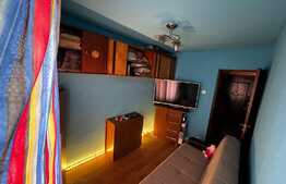 Apartament 3 camere, 55 mp, semidecomandat, zona Sagului