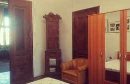 Apartament spatios, 4 camere si balcon, zona istorica, Maria