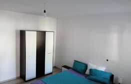 Casa cu  3 apartamente in Complexul Studentesc