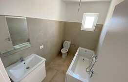 Apartament de 2 camere, 41mp, parcare, zona Giroc