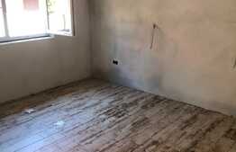 Duplex pe parter, 3 camere, 250 mp teren, Giroc!