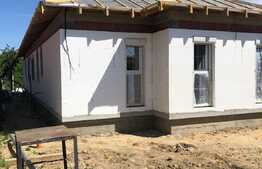 Duplex pe parter, 3 camere, 250 mp teren, Giroc!