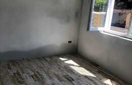 Duplex pe parter, 3 camere, 250 mp teren, Giroc!